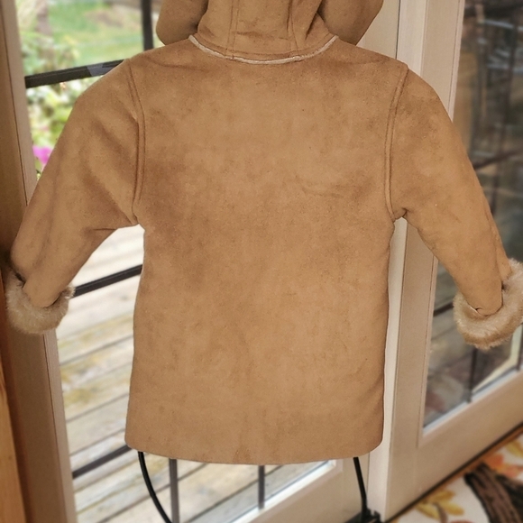 Gap Kids Unisex Faux Fur & Suede Hooded Button-Down Sz XS (4) Coat Jacket - Picture 6 of 13